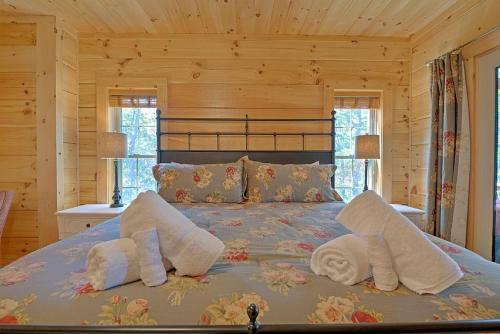 High Top Mountain Lodge Cabin