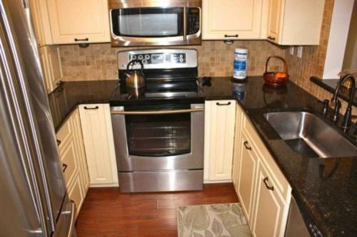 Apartamento Hickory Bay West - Two Bedroom Condominium 204