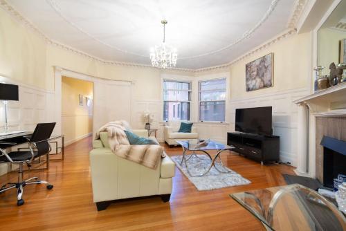 Back Bay Apartments Near Fenway Park