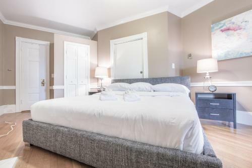 Apartamento One-bedroom On Bay State Road Apt 3r