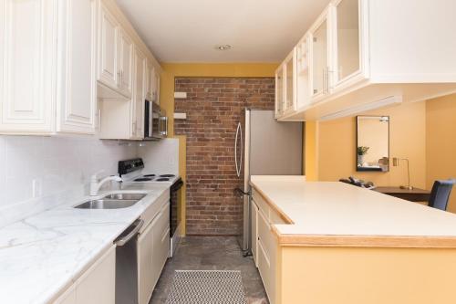 Apartamento Two-bedroom On Beacon Street Apt 1