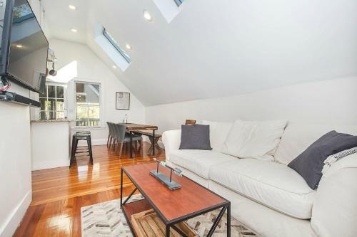 Apartamento Stayloom?s Modern Masterpiece | Near T