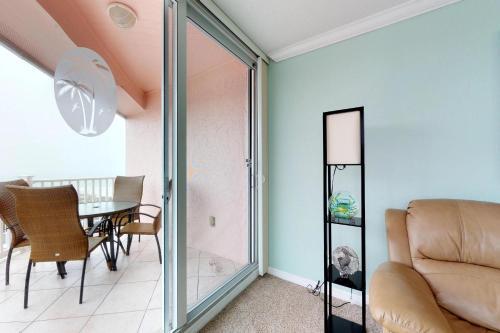 Anna Maria Island Club 40