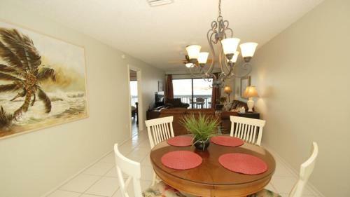 Apartamento Bay Drive Two-bedroom Condo Unit D