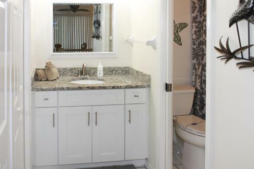 Absolute Anna Maria Two-bedroom Apartment