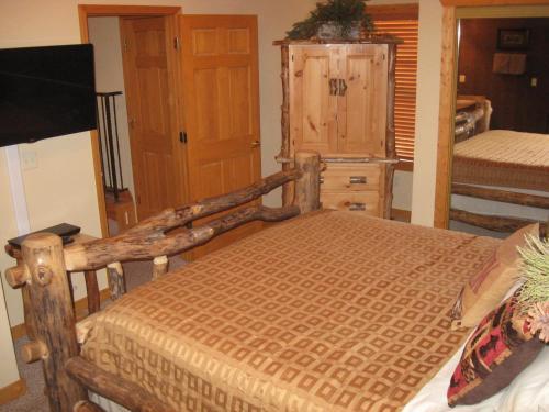 Bear Creek Cabin