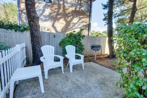 Beaches Inn Fourplex