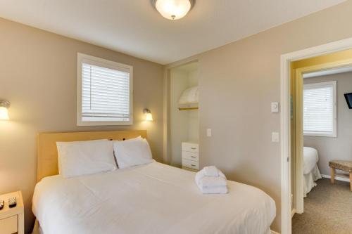 Sandals Inn | Spa Suite & Oceanside Cabana