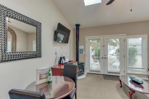 Sandals Inn | Spa Suite & Oceanside Cabana