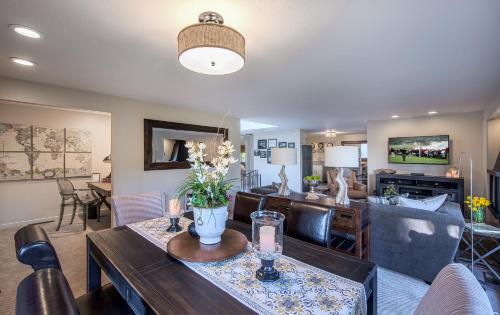 Perfect Landing - Two Bedroom Home - 3689