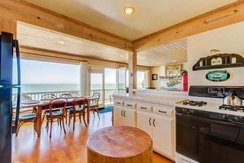 Oceanfront Delight