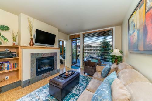 Chelan Resort Suites #106