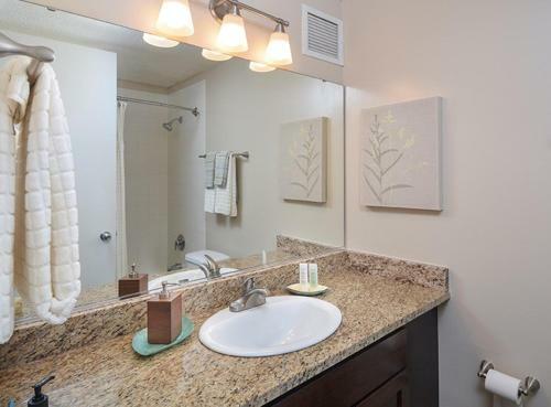 Trendy Apartment With 360 Degree City Views