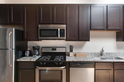 Apartamento Contemporary Wicker Park Suites By Sonder