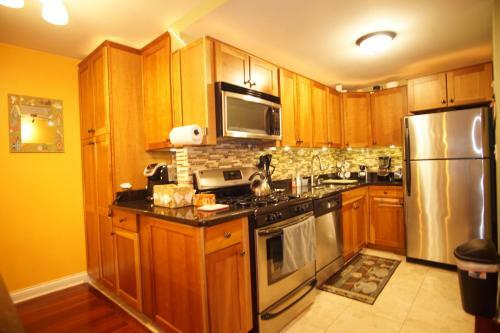 Apartamento Cozy 2 Bed / 2 Bath In Lincoln Park