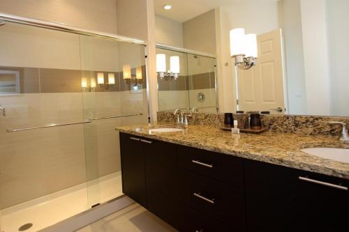 Three-bedroom Townhome In Serenity Resort (1634)