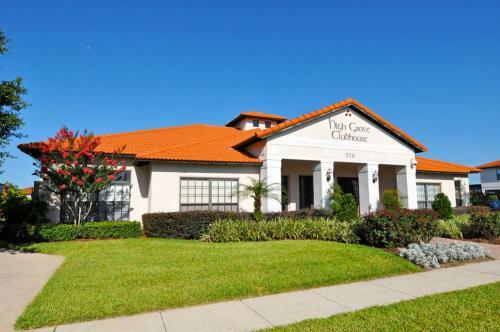 Lumiere House
