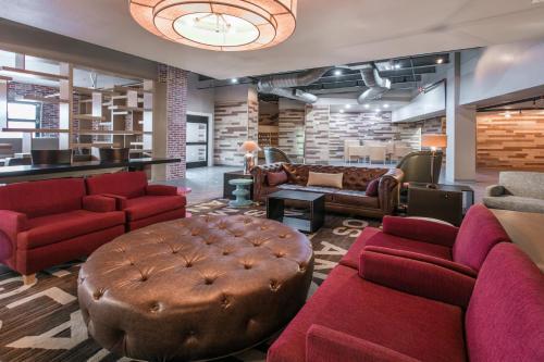 Hotel TRYP By Wyndham College Station