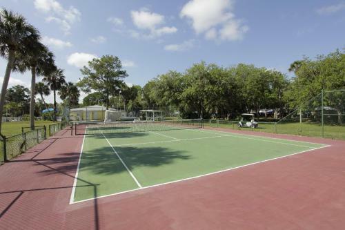 Crystal Isles Cabin 6