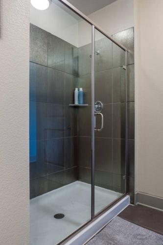 Apartamento Contemporary 1br | Arts + Dining + Shopping