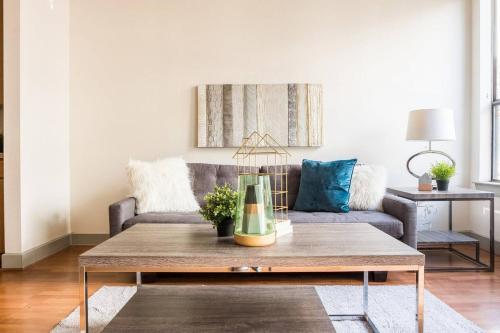 Apartamento Relax & Unwind In Spacious 1br W/ Parking