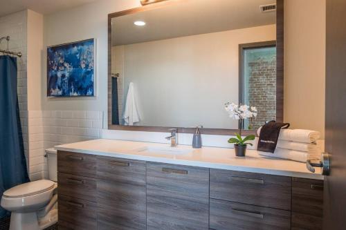 Apartamento Modern Industrial | Historic 1br @ Prime Location