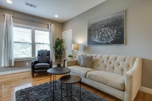 M Streets Brand New Apartment