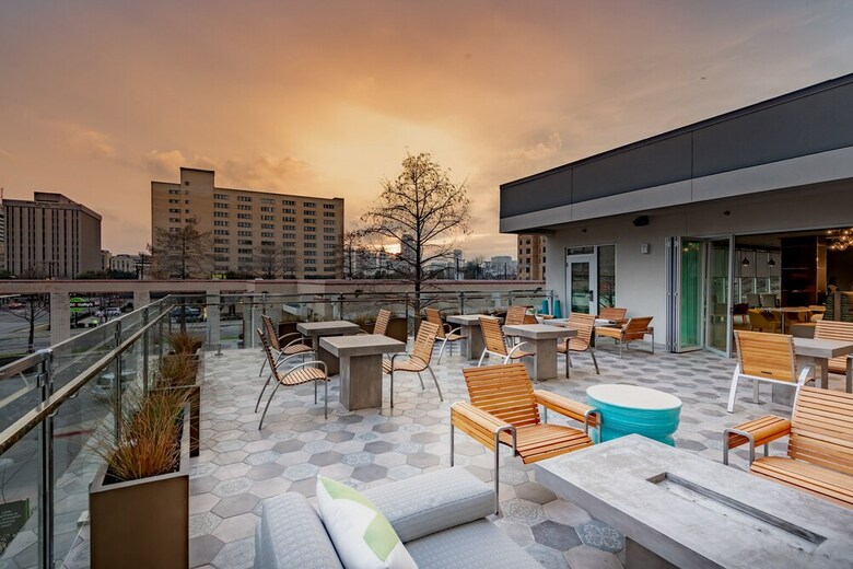 Hotel Element Dallas Downtown East