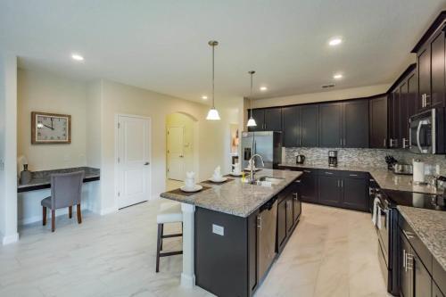 Solterra Retreat 5481