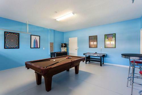 Champions Gate - Eight Bedroom Villa - Cg015