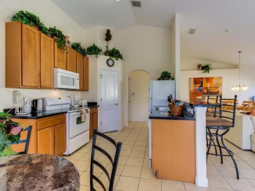 Sundrop Villa