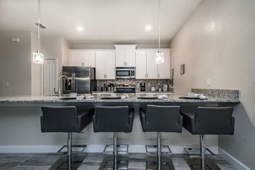 1590 Moon Valley Dr Townhouse 1590mv
