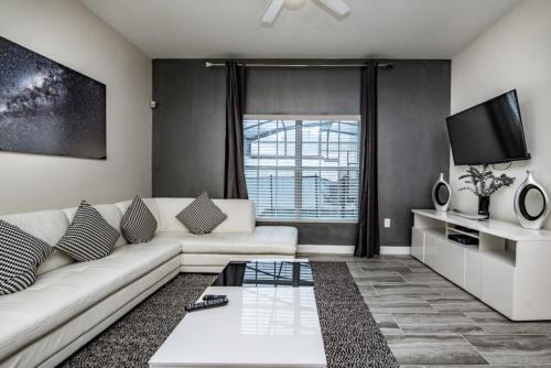 1590 Moon Valley Dr Townhouse 1590mv