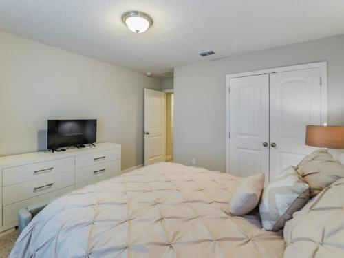 Solterra Resort Gold - T86 Holiday Home