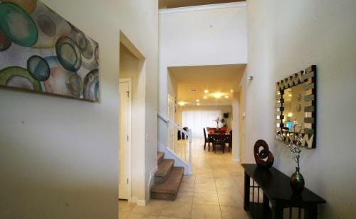 8 Br Villa #1189 At Windsor Of Westside