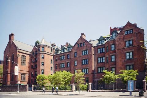 Hotel Desmond Tutu Center - New York