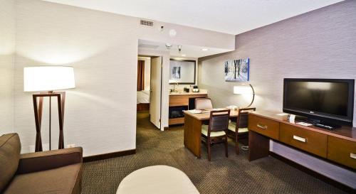 Hotel Embassy Suites Denver Stapleton