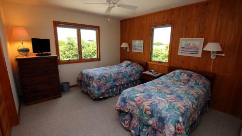 Topside Home
