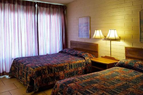 Beverly Crest Motor Inn