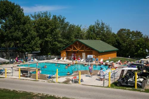 Plymouth Rock Camping Resort Park Model 20