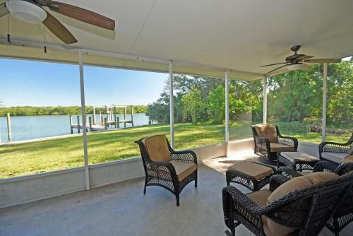 2585 N. Beach Rd