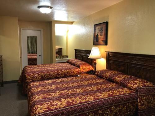 Hacienda Motel