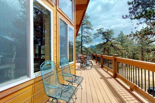 Twin Pines Cabin
