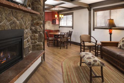 Lodge The Landing At Estes Park