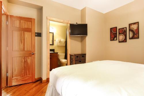Apartamento Castle Mountain 14b Condo