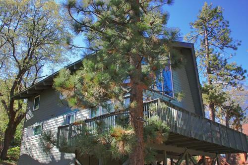 The Cabin @ Fawnskin