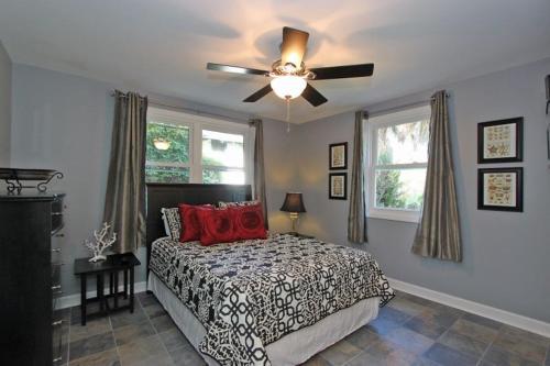West Ashley Avenue 0807 - Oasis @ Cabana Blue Home