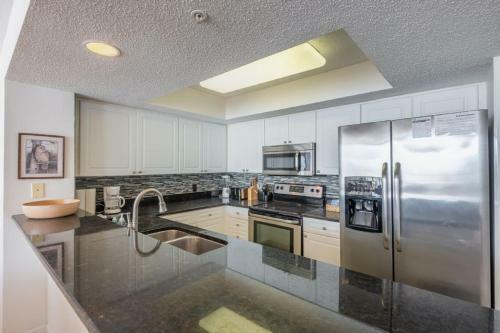 Apartamento Chas. Oceanfront 419 Condo