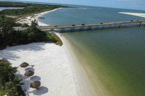 Lovers Key Beach Club #1102 Apartment