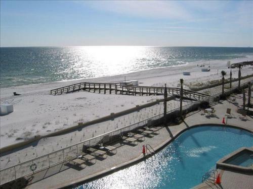Azure Sandcastle Apartment
